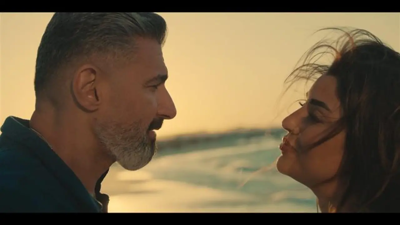 مفاجأة أيتن عامر لياسر جلال في أحداث الحلقة الأخيرة من مسلسل كلهم بيحبوا مودي